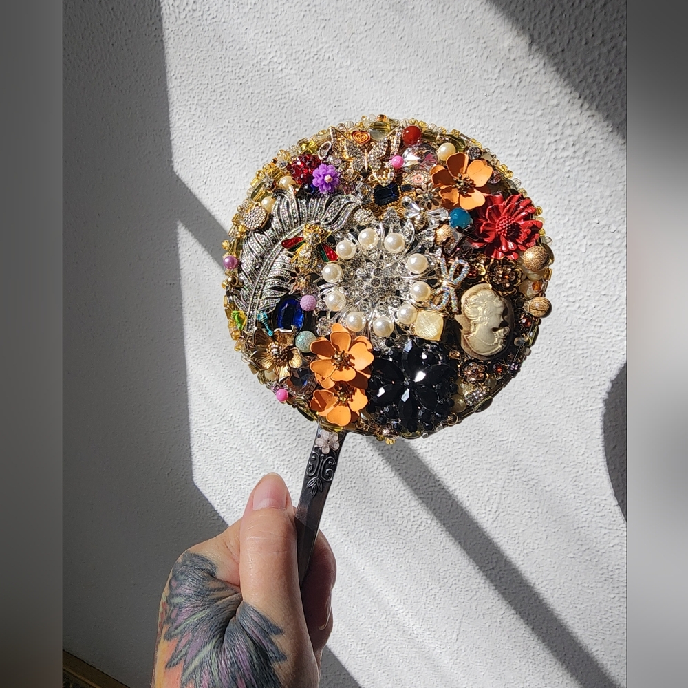 HAND CRAFTED JEWELRY  MIRROR - Picture 2 of 4